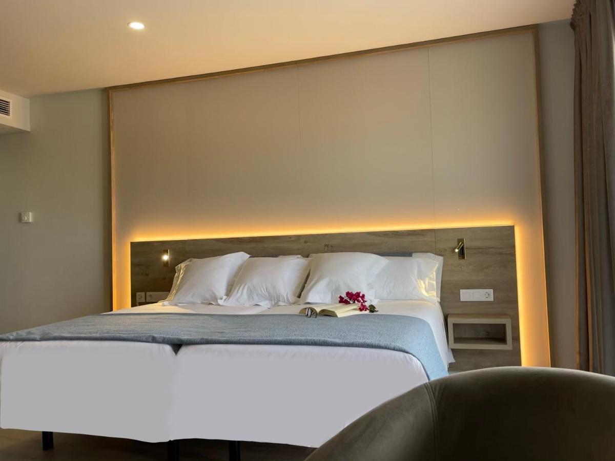 Single Room Balcony,1272394351:JPEG